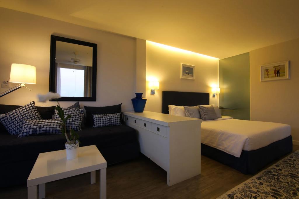 Phuket Boat Quay 4*