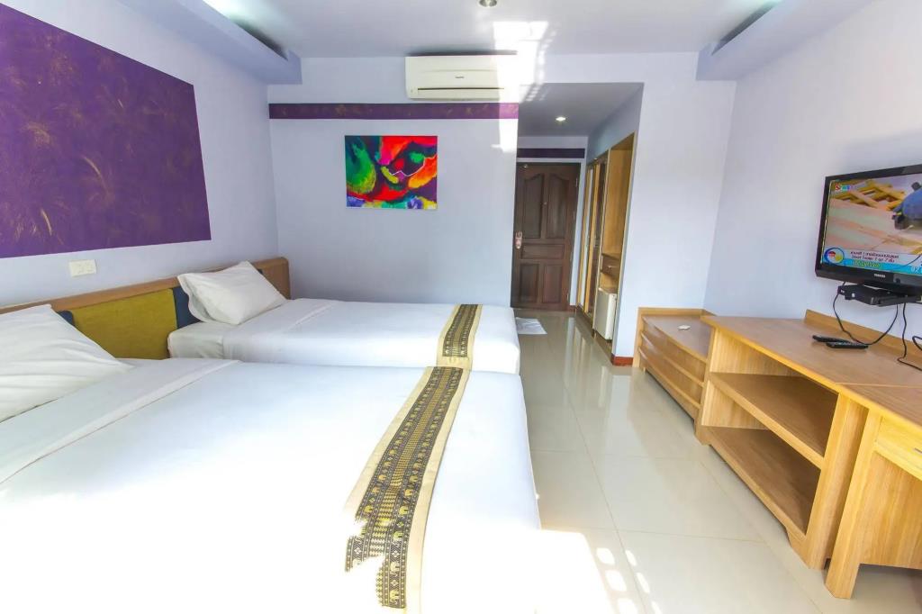 Chayadol Resort 3*