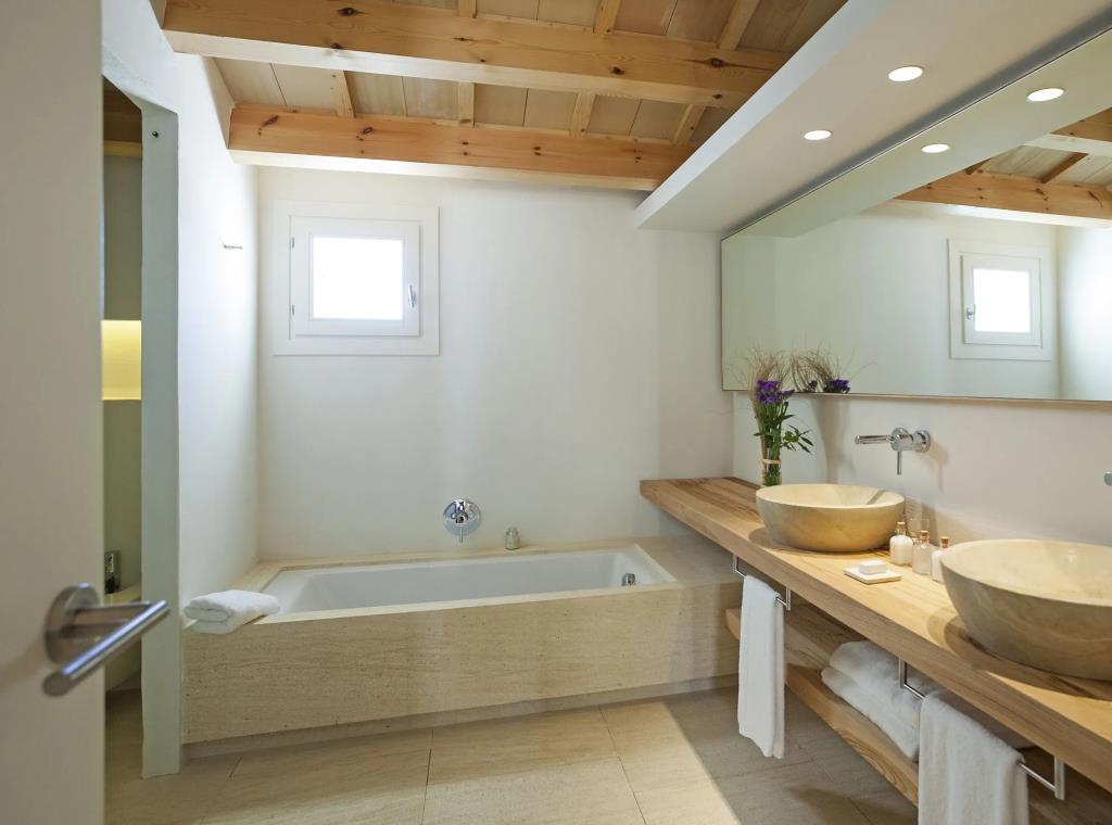 Torralbenc, a Small Luxury Hotel of the World 5*