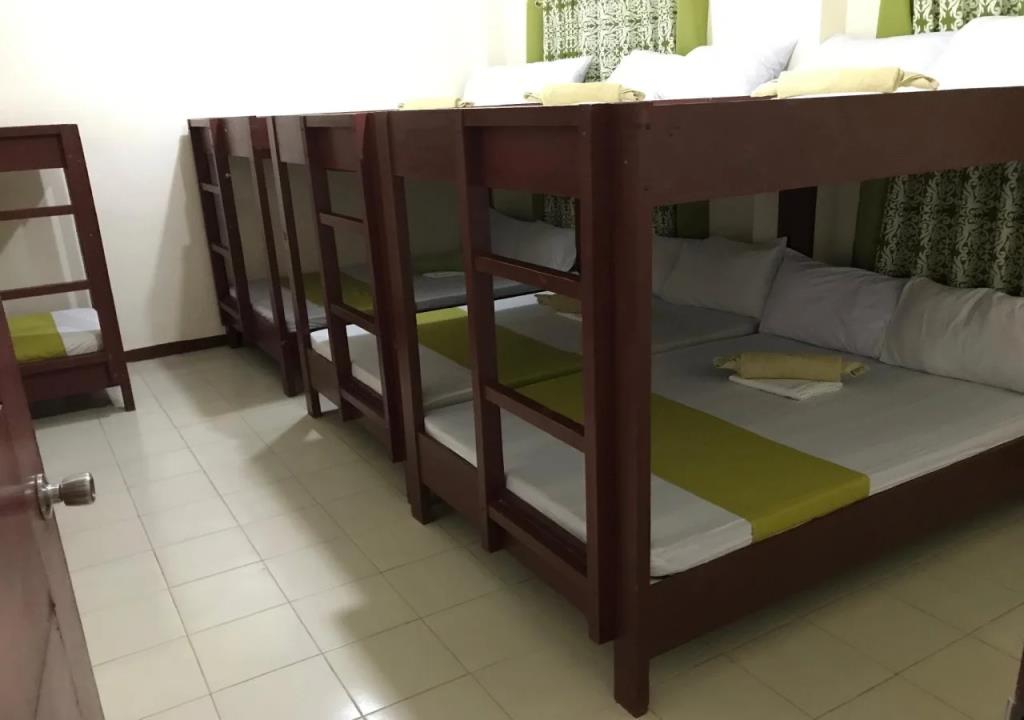 Wendy's Apartelle 3*