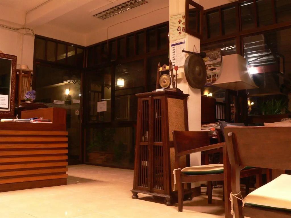Tri Gong Hotel 2*