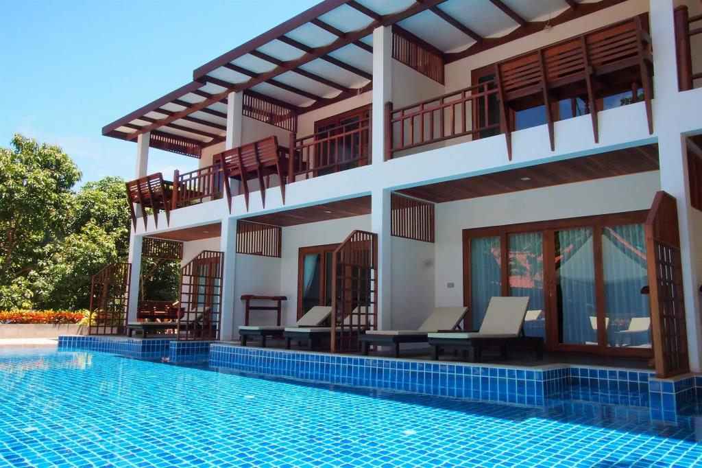 Blue Diamond Resort 3*