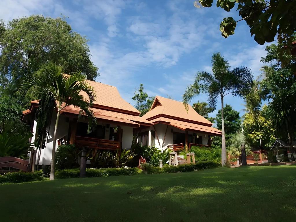 Blue Diamond Resort 3*
