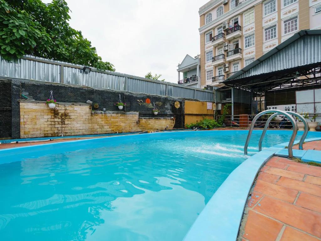 Hoa Phat Hotel & Apartment 3*