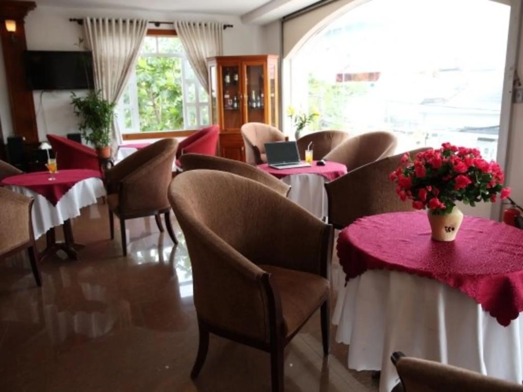 Hoa Phat Hotel & Apartment 3*