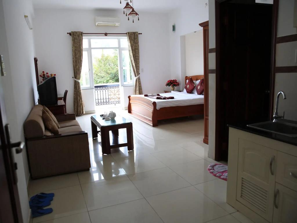 Hoa Phat Hotel & Apartment 3*