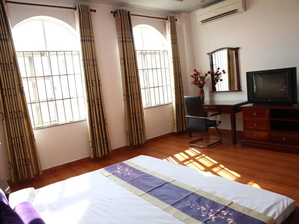 Hoa Phat Hotel & Apartment 3*