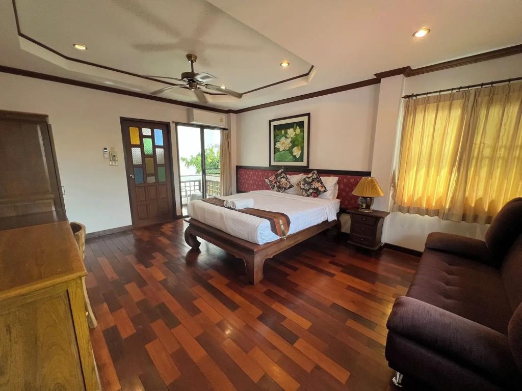 Pha Thai House 3*