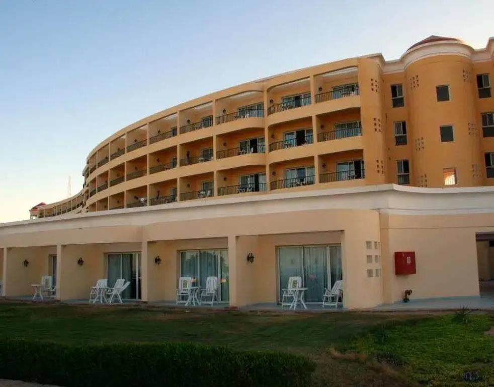 Red Sea Taj Mahal Resort & Aqua Park 5*