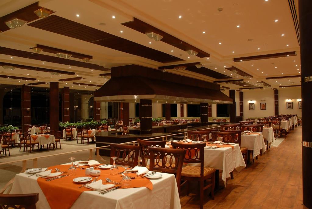 Red Sea Taj Mahal Resort & Aqua Park 5*