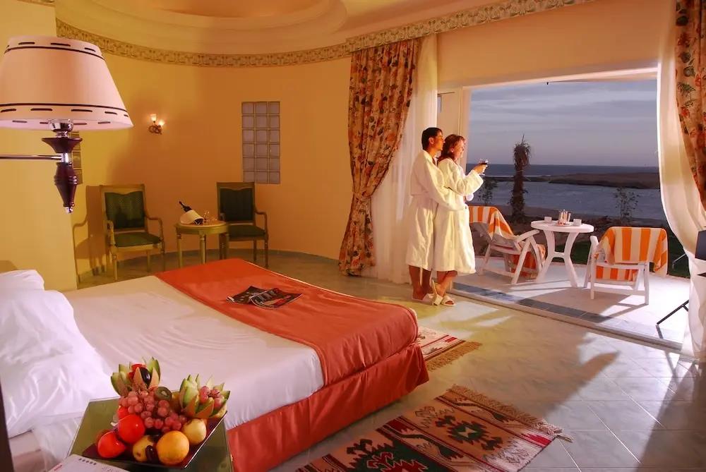 Red Sea Taj Mahal Resort & Aqua Park 5*