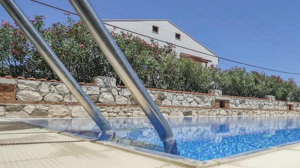 Karaburun Konak Hotel 0*