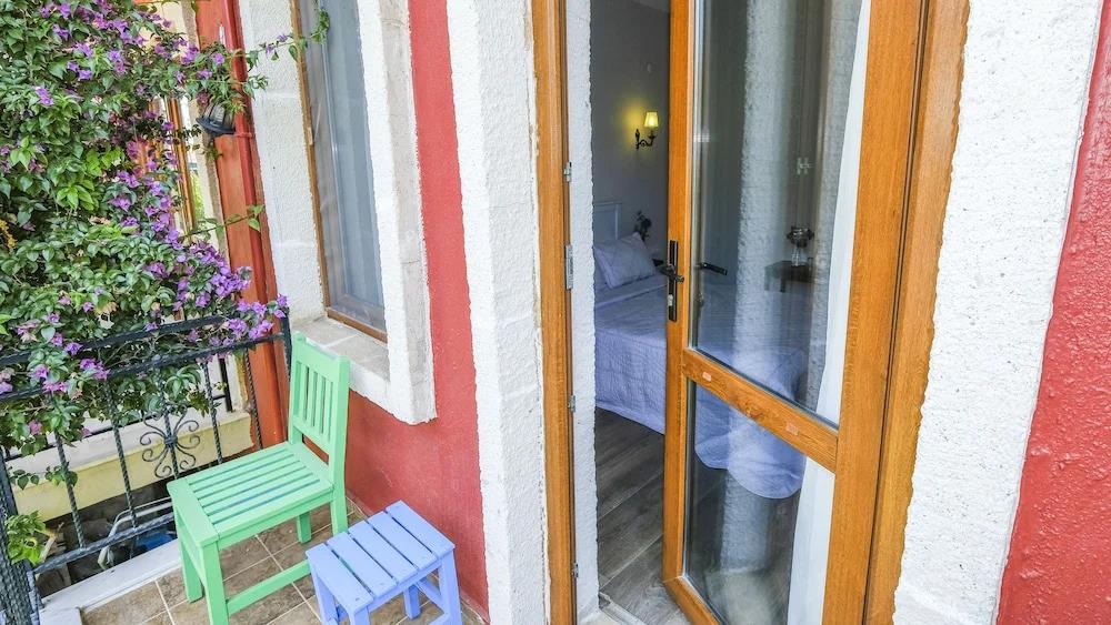 Karaburun Konak Hotel 0*