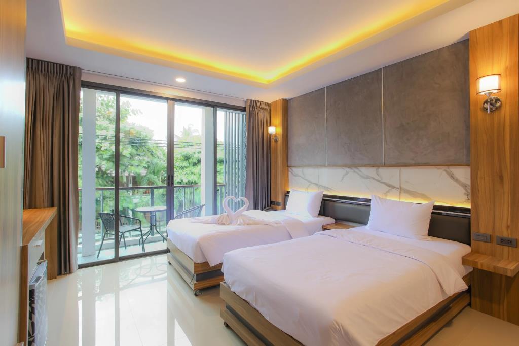 The Mantra Hotel 2*