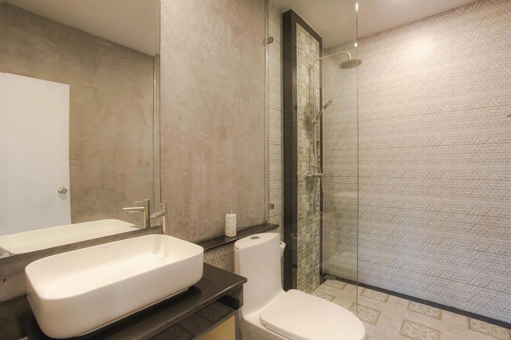 The Mantra Hotel 2*