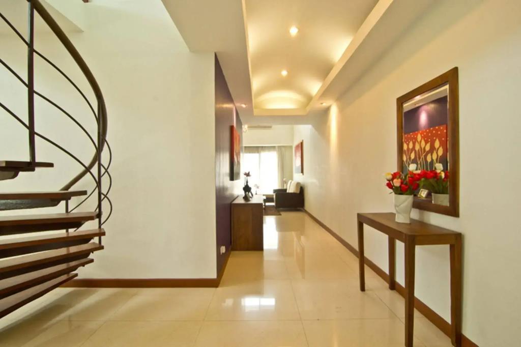 Lasalle Suites Hotel & Residence 3*
