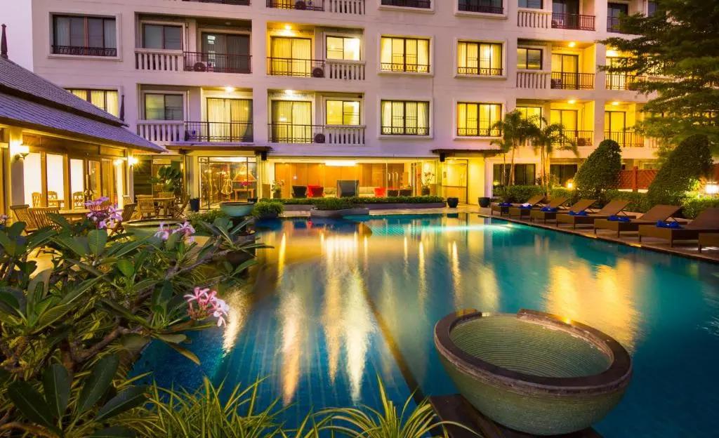 Lasalle Suites Hotel & Residence 3*