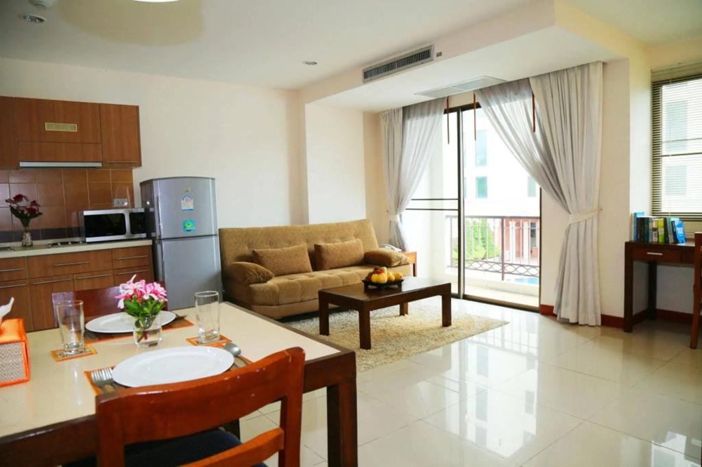 Lasalle Suites Hotel & Residence 3*