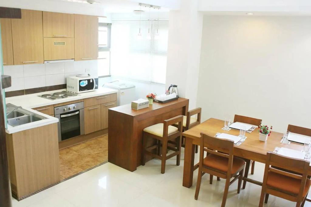 Lasalle Suites Hotel & Residence 3*