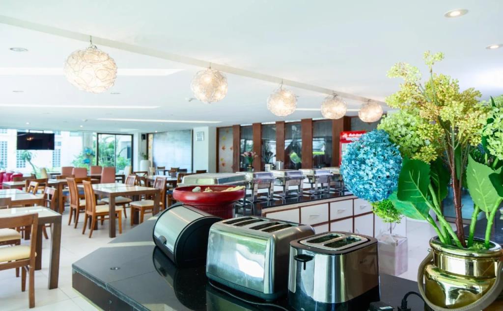 Lasalle Suites Hotel & Residence 3*
