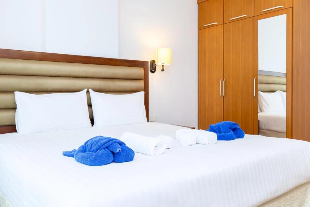 Lasalle Suites Hotel & Residence 3*