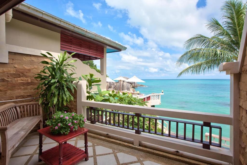 Crystal Bay Beach Resort 3*