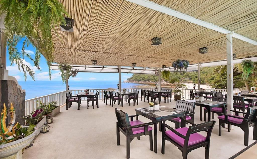 Crystal Bay Beach Resort 3*