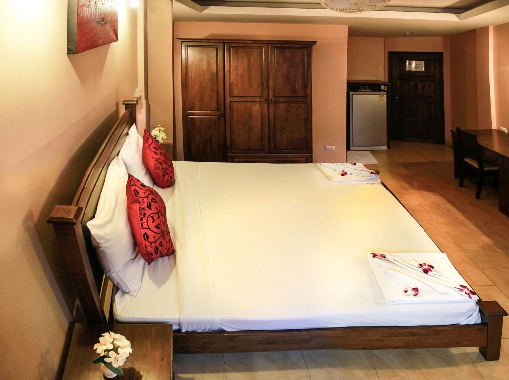 Star Guesthouse 2*