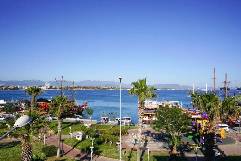 Arden Hotel 0*