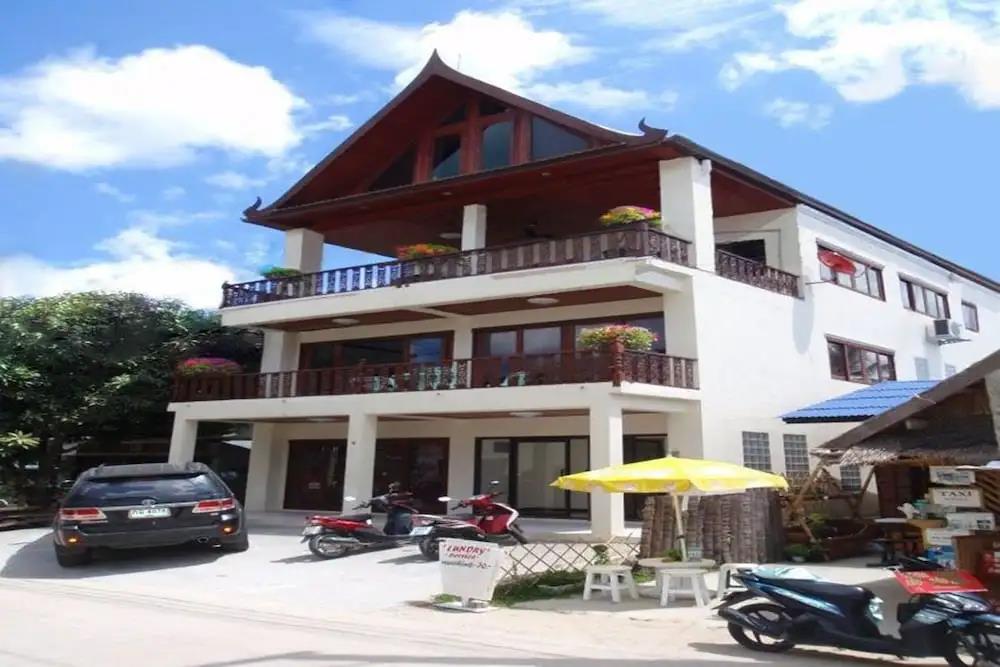 The Waterfront Apartment 0*