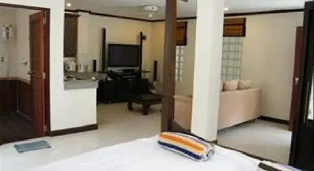 The Waterfront Apartment 0*