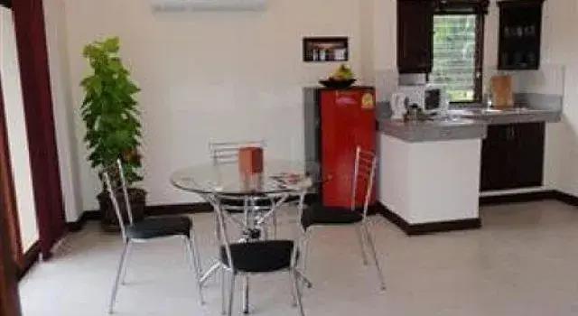 The Waterfront Apartment 0*