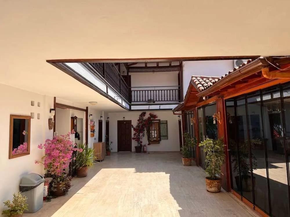 Palma Rosa Hotel 0*