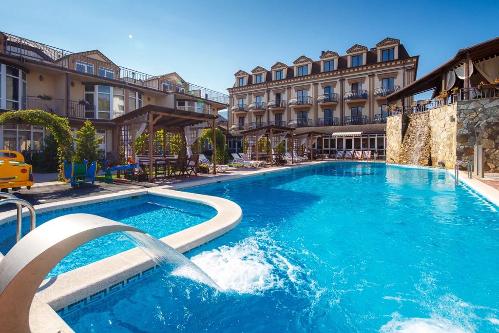 Marinus Hotel 3*