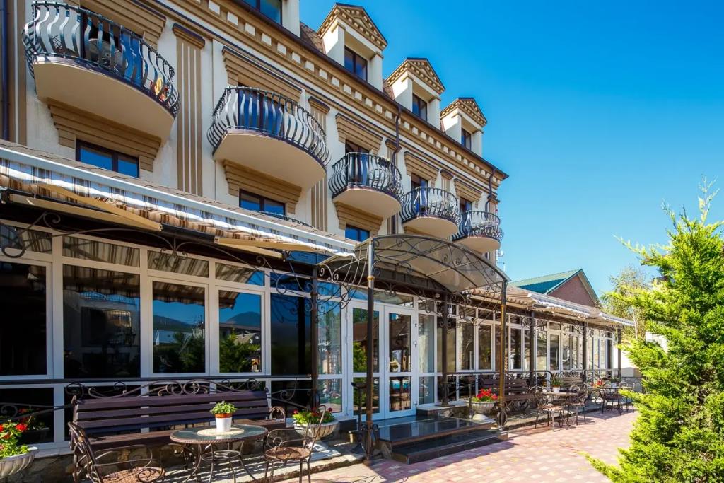 Marinus Hotel 3*