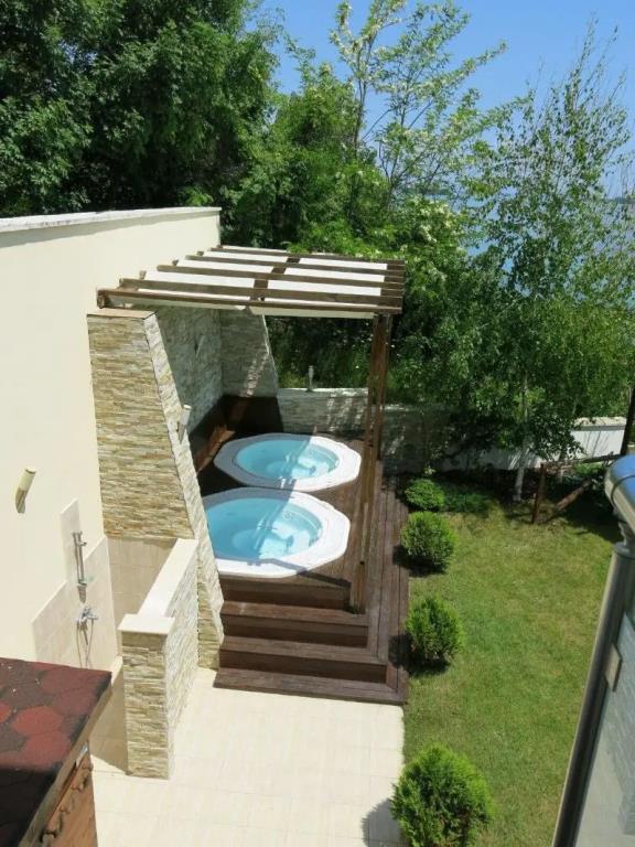 Albizia Hotel 3*
