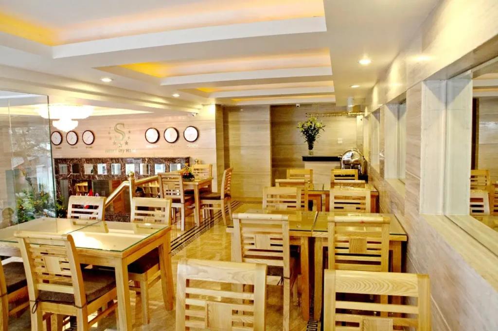 Hanoi Sky Hotel 3*