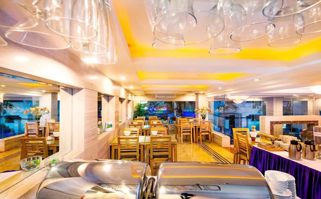 Hanoi Sky Hotel 3*