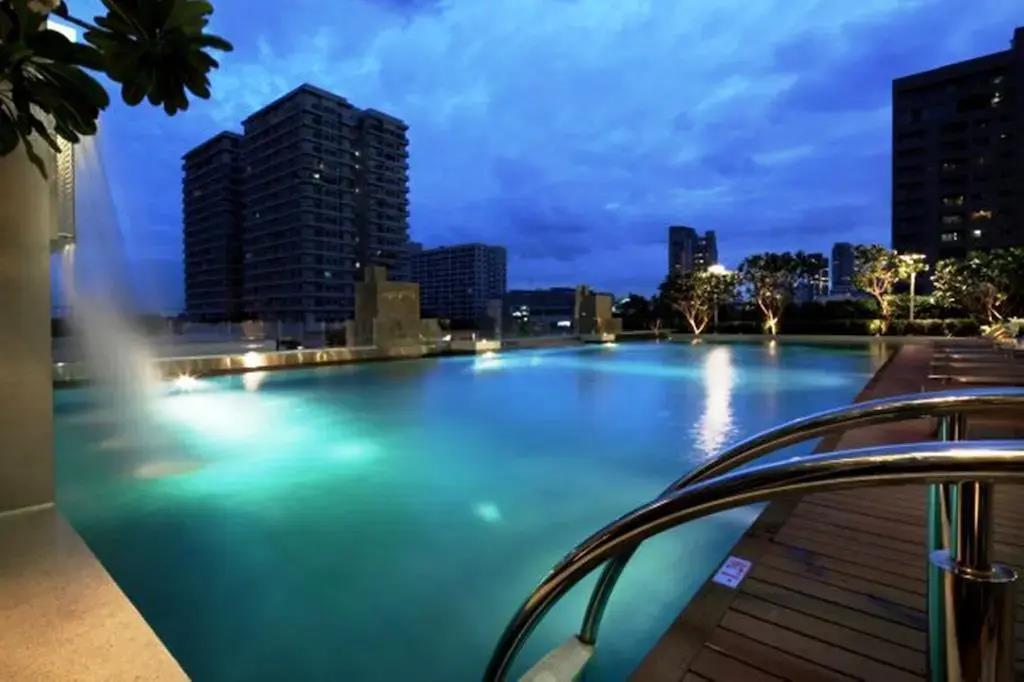 Ivy Thonglor 55 0*