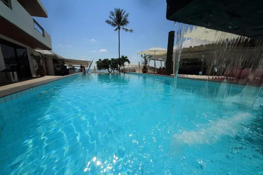 Beluga Boutique Hotel 4*