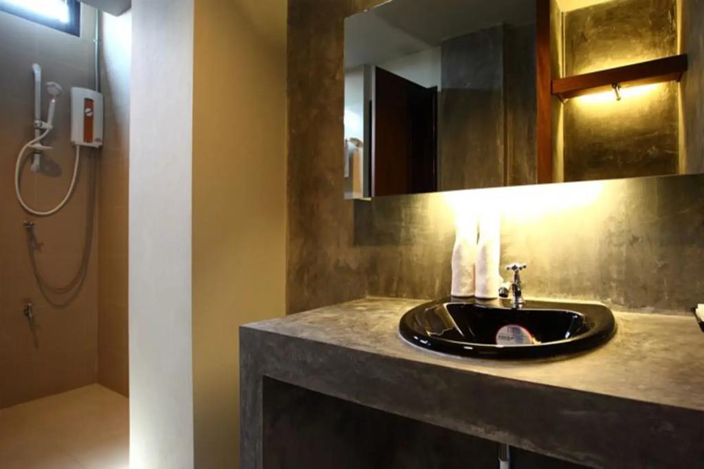 B2 Green Boutique & Budget Hotel 3*