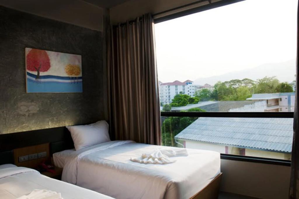 B2 Green Boutique & Budget Hotel 3*