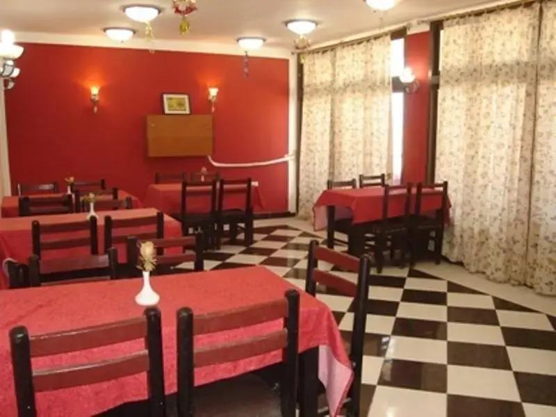 Lamira Hotel 1*