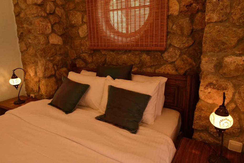The Olive Tree Studios - Adults Only 0*