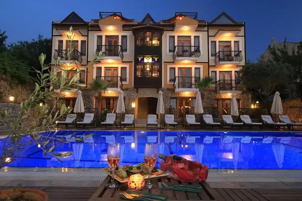 The Olive Tree Studios - Adults Only 0*