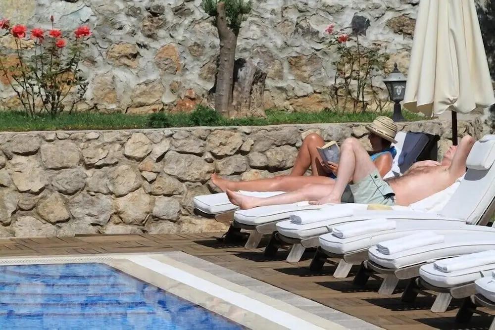 The Olive Tree Studios - Adults Only 0*