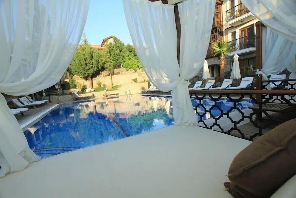 The Olive Tree Studios - Adults Only 0*