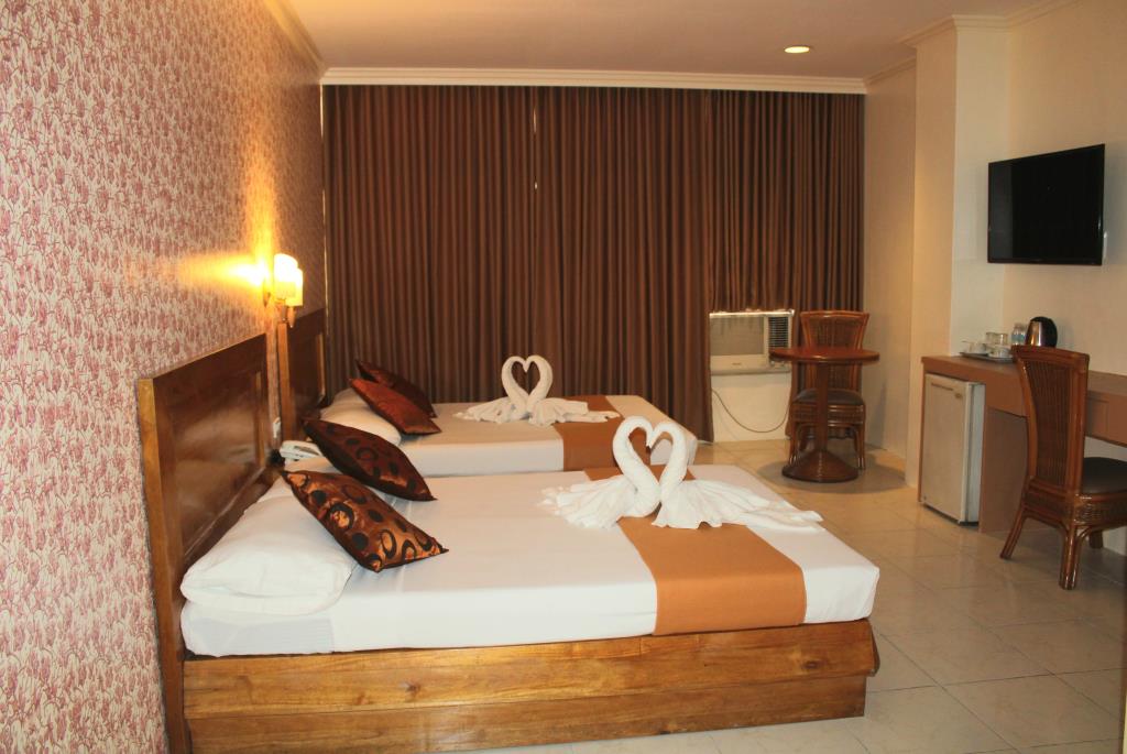 Rosas Garden Hotel 2*