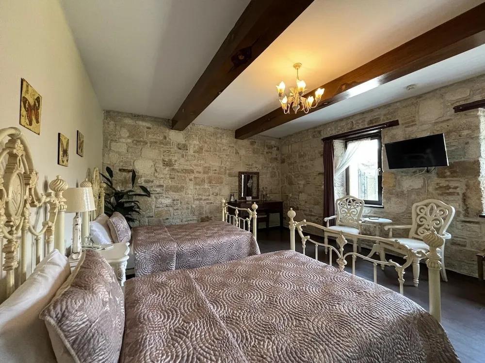 Griffon Boutique Hotel - Boutique Class 0*