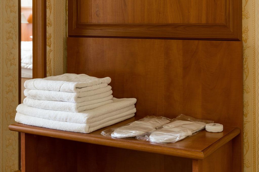 Lomonosov Mini-Hotel 3*